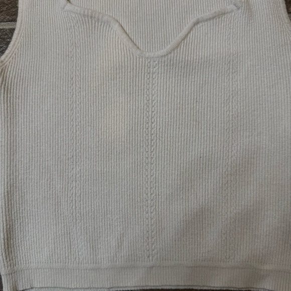 Double Zero Ivory Ribbed Tank Size Medium - Picture 2 of 7